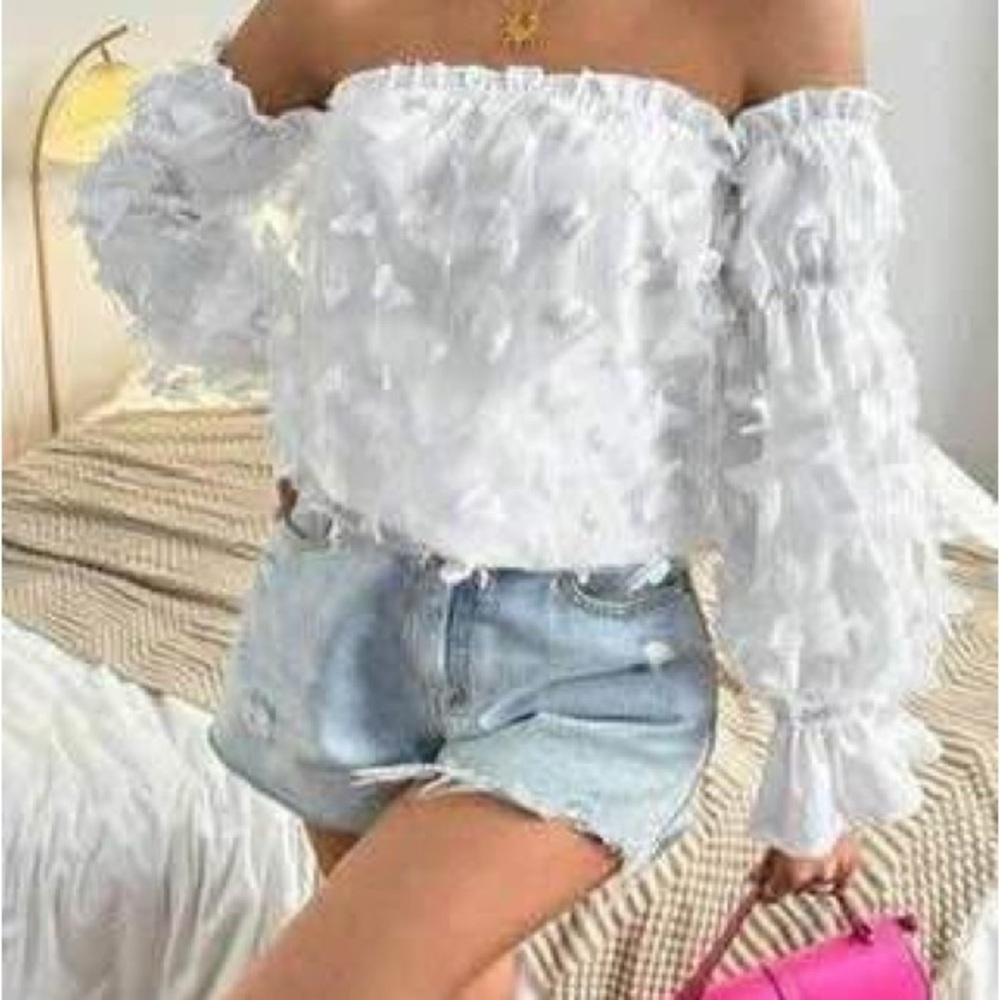 New - Women’s White Appliqué Off Shoulder Top